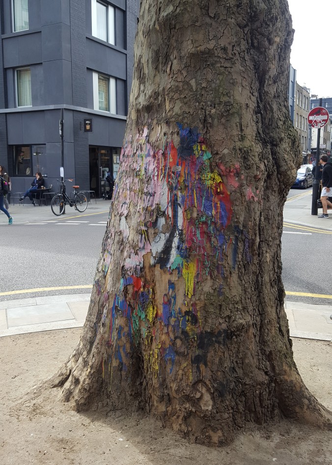 Very shoreditch tree on Redchurch street