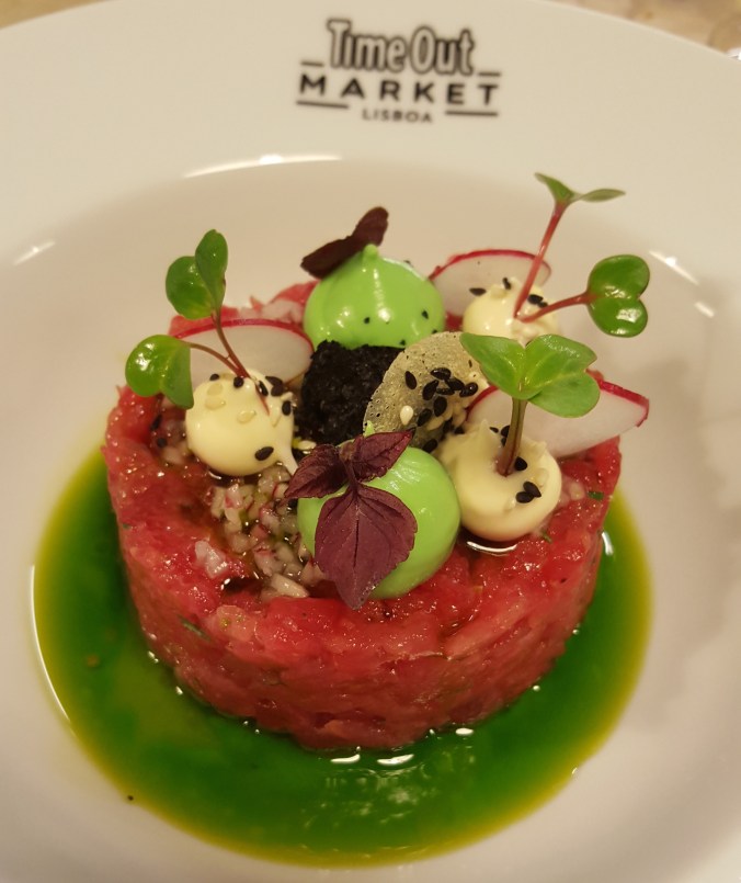 Delicious tartare at Tartar-ia