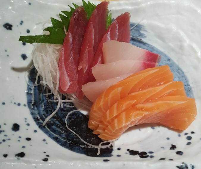 Mixed sashimi at Sushi Zanmai
