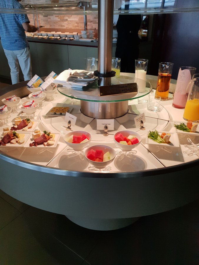 Cold snacks and drinks in the Emirates Lounge, KLIA