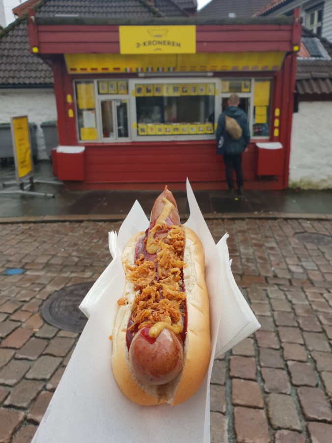 Authentic reindeer polse at Trekroneren, Bergen