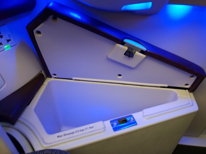 Qatar Airways business class A350 storage