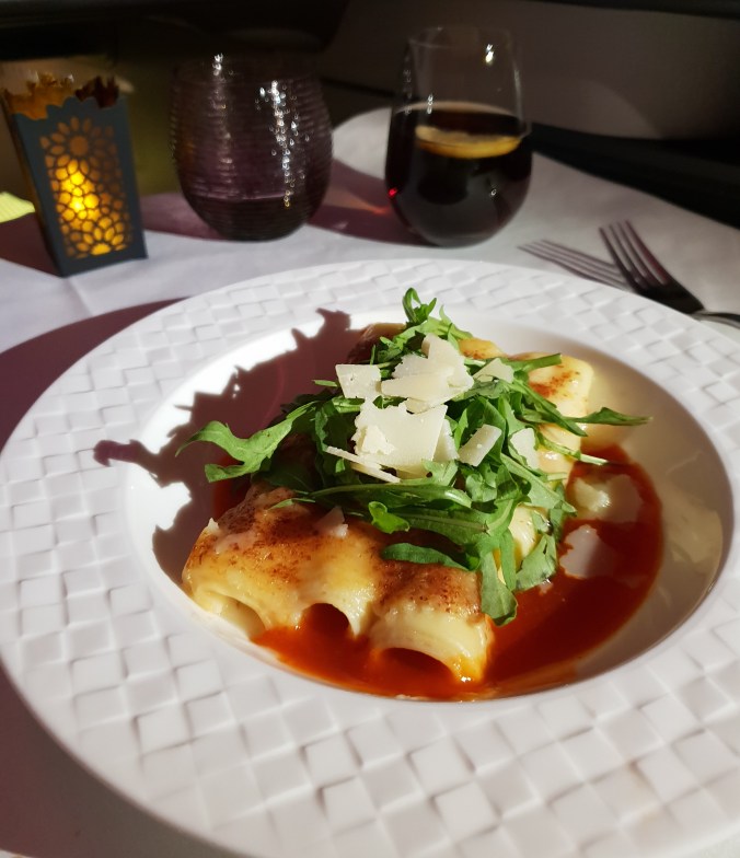 Qatar Airways business class food