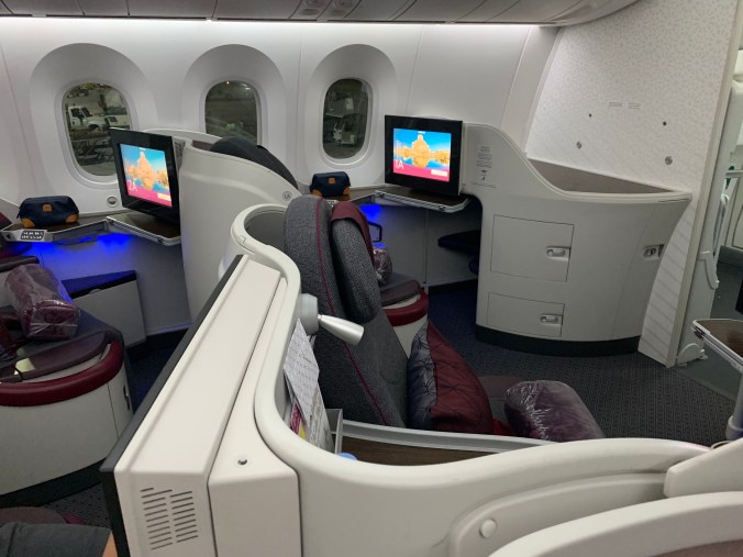 Qatar Airways business class A350-900 reverse herringbone