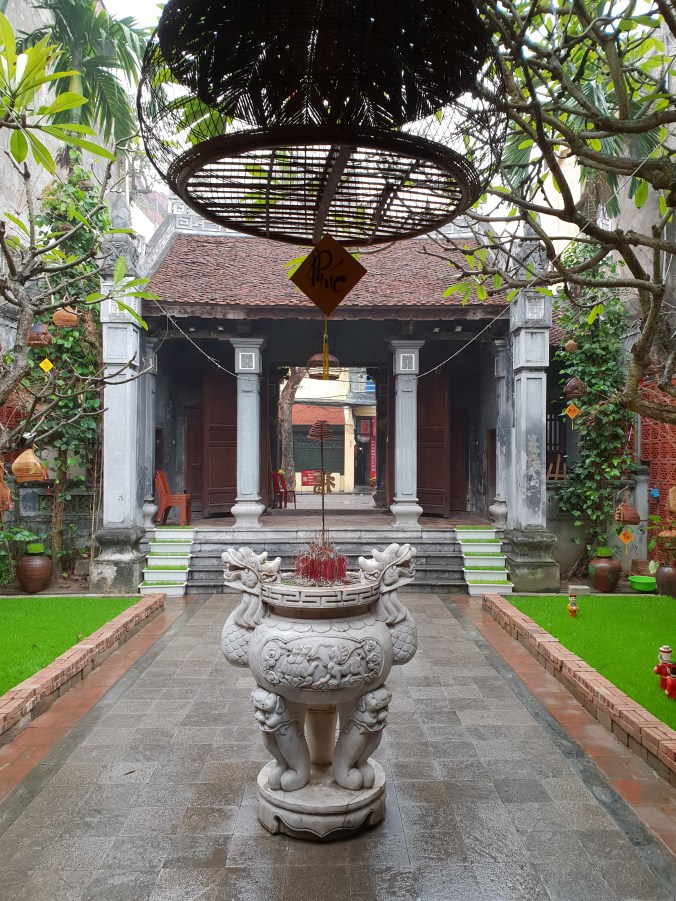 Đình Kim Ngân communal house