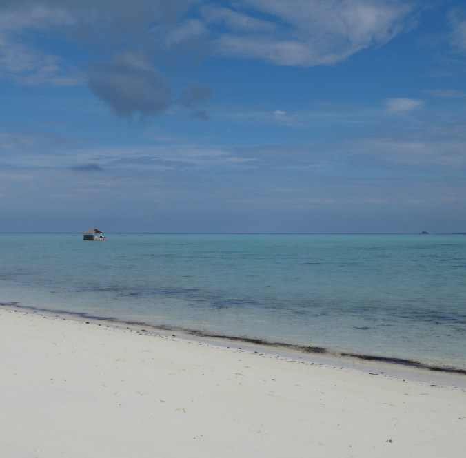 The Kawayan bar off in the distance, Amanpulo