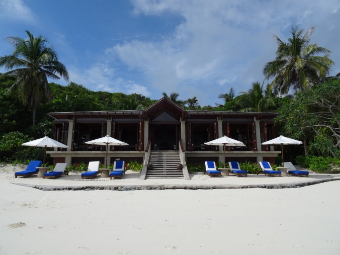 Beach chairs outside the Beachclub, Amanpulo