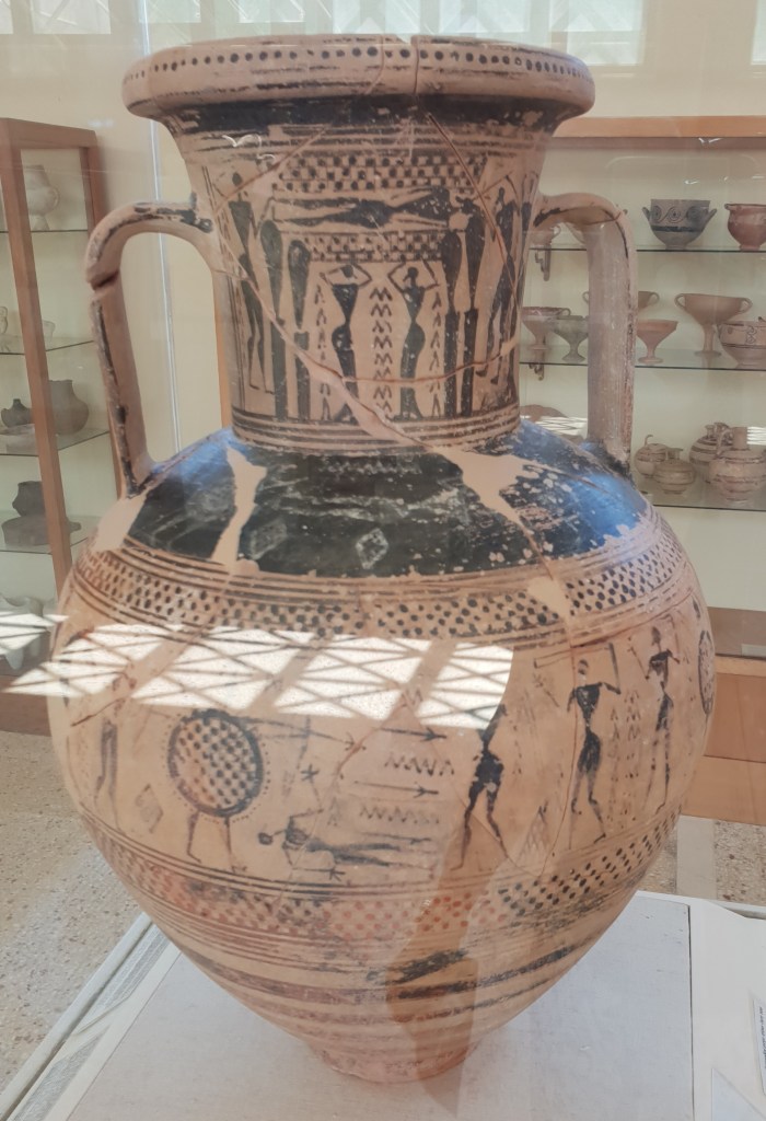 Geometric amphora Paros archaeological museum