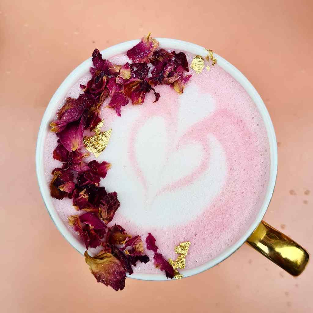 Teapuccino, Saint Aymes