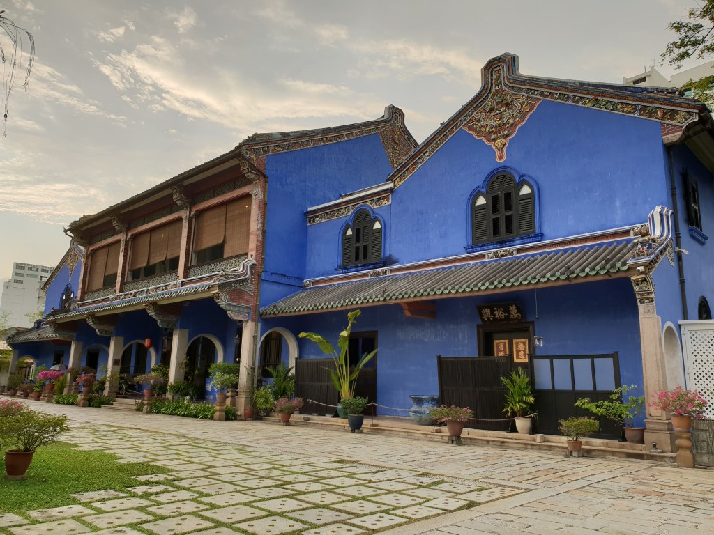 Cheong Fatt Tze, Blue Mansion